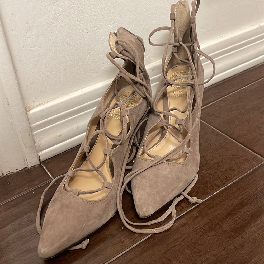 VINCE CAMUTO TIE FRONT SUEDE HEELS